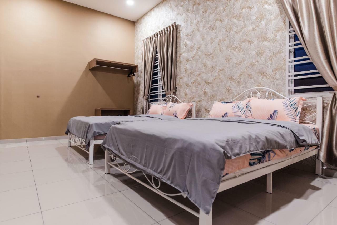 Ruby Homestay Melaka Eksteriør bilde